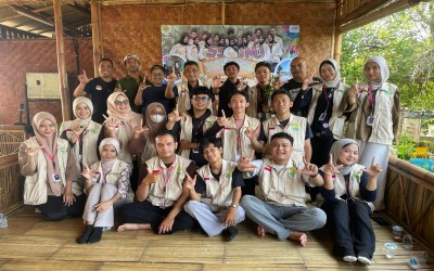 1.000 Mangrove untuk Warisan Hijau Pesisir